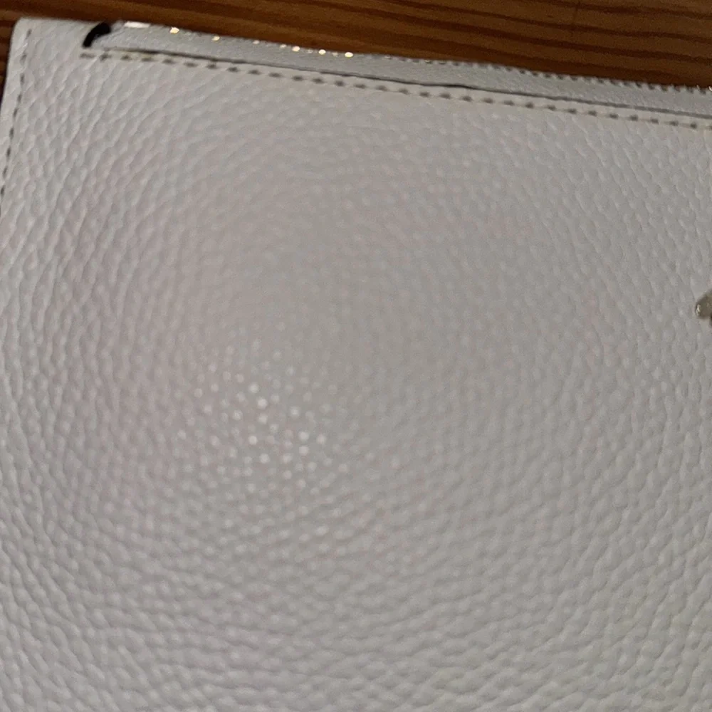 Kate Spade pouch - Picture 5 of 5